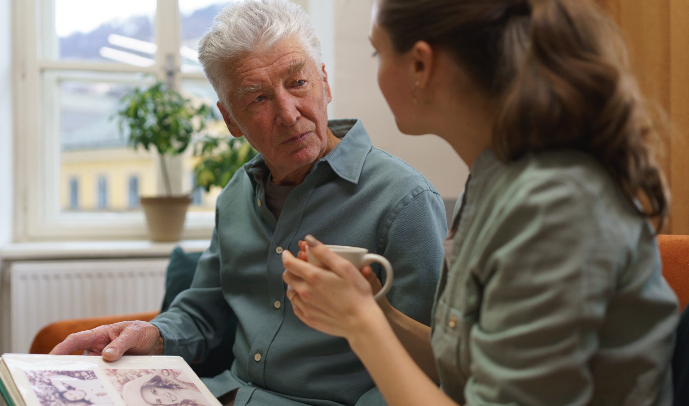 Tips for making the most of memory care visits
